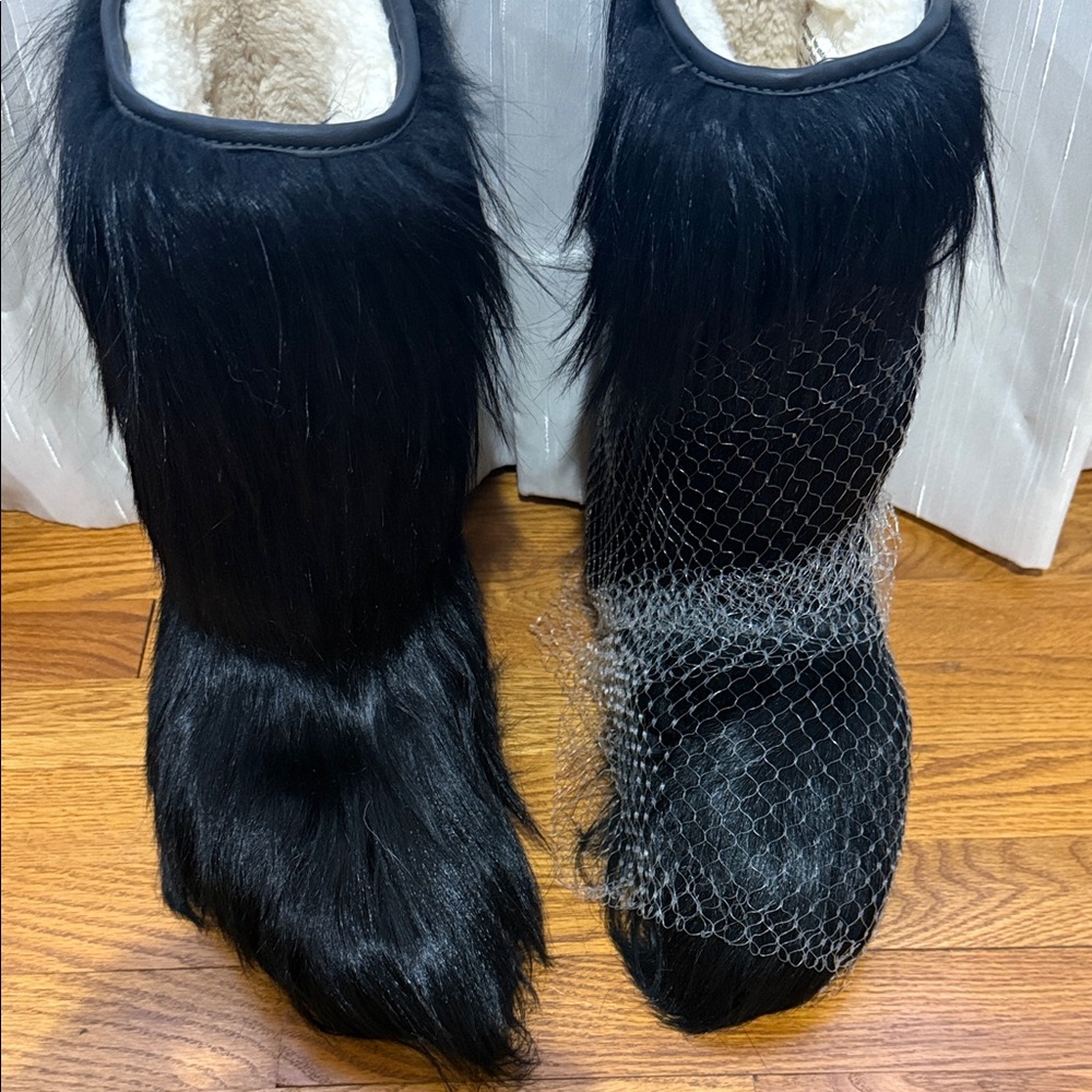 Yeti Black Goat Fur Boots